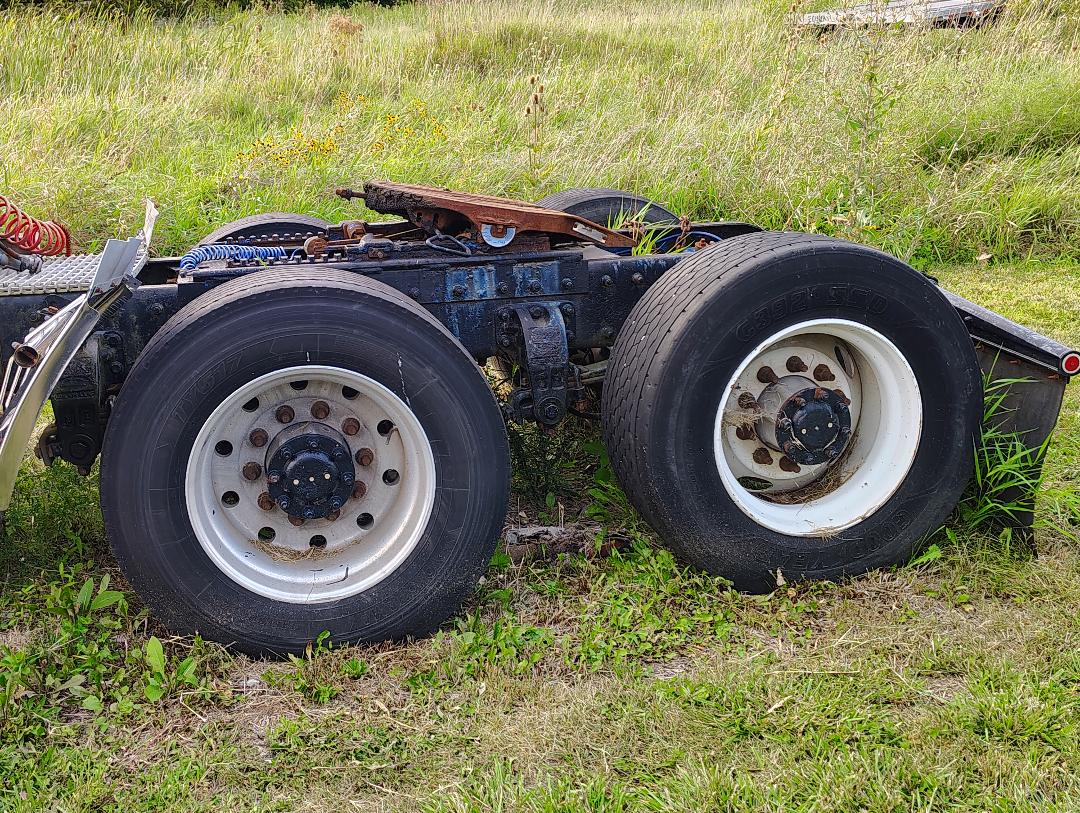 1997 PETERBILT 379 - Image 8